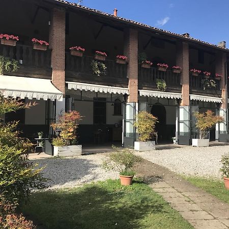 Agriturismo Cascina Magana Burago di Molgora ภายนอก รูปภาพ